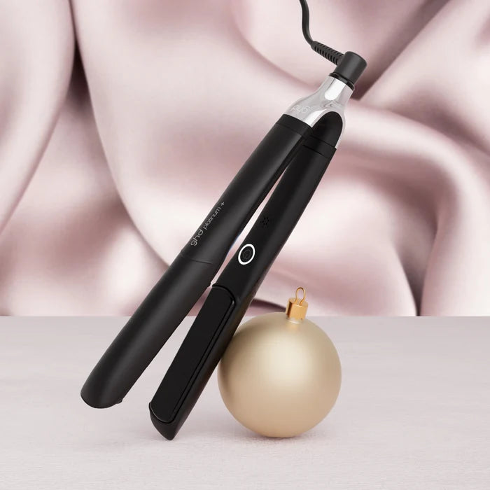 GHD PLATINUM+® GIFT SET WITH BAG AND PADDLE BRUSH IN BLACK