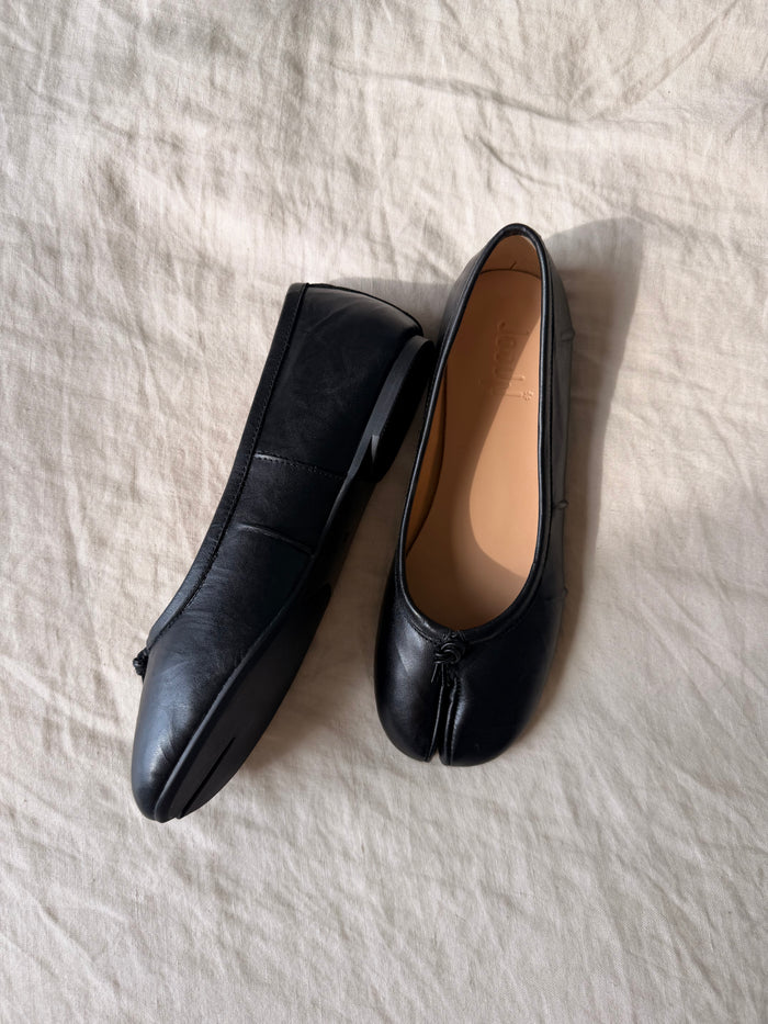Madison Tabis (Genuine Leather)