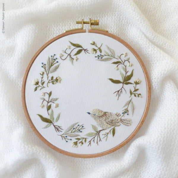 Bird & Wreath 6" Embroidery Kit