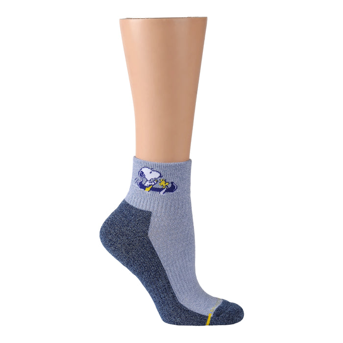 Light blue and denim marl quarter compression socks featuring Snoopy in a canoe design.