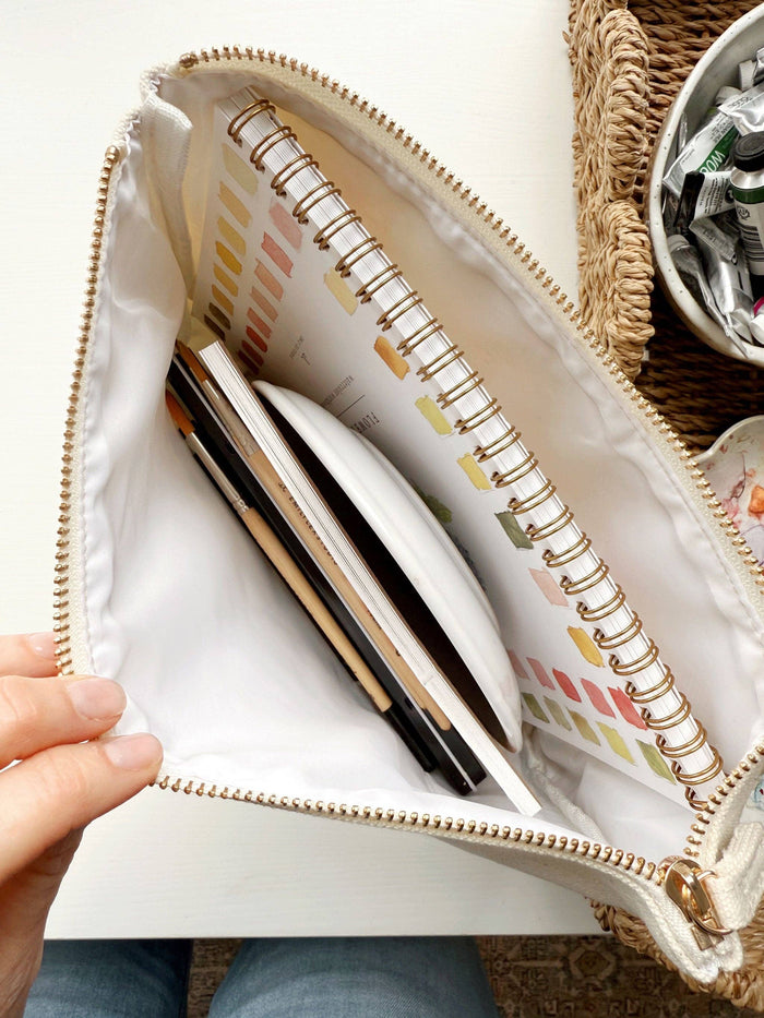 Canvas zipper pouch "make pretty things" gingham