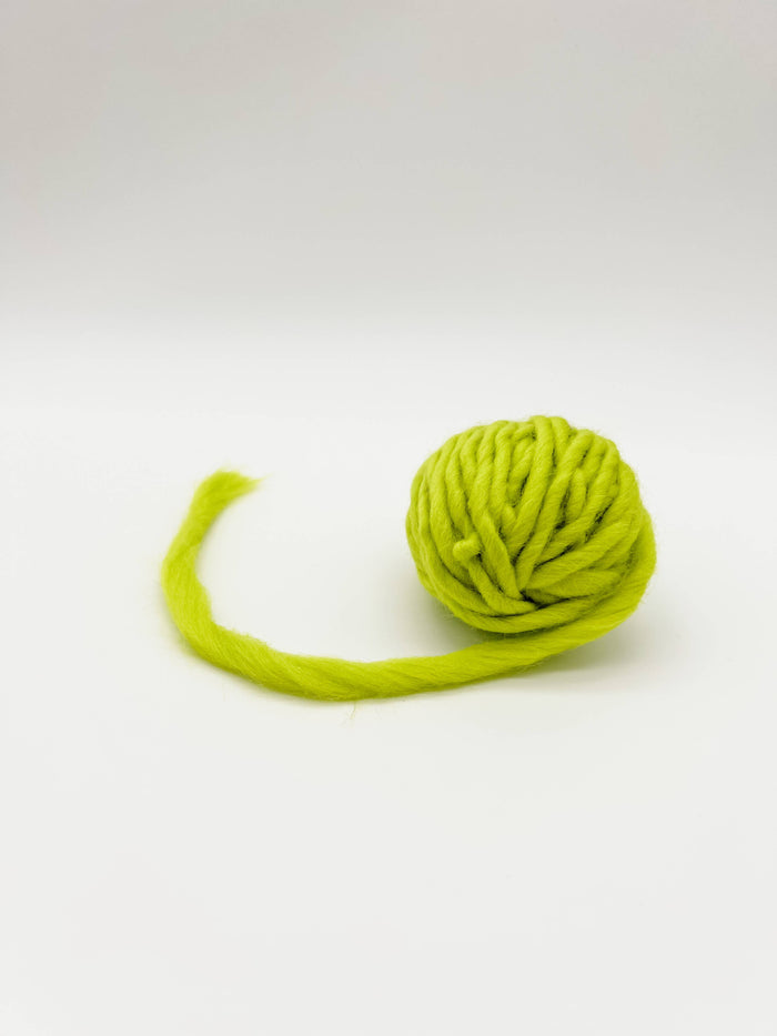 Merino Wool Yarn - 16 Colors: Chartreuse