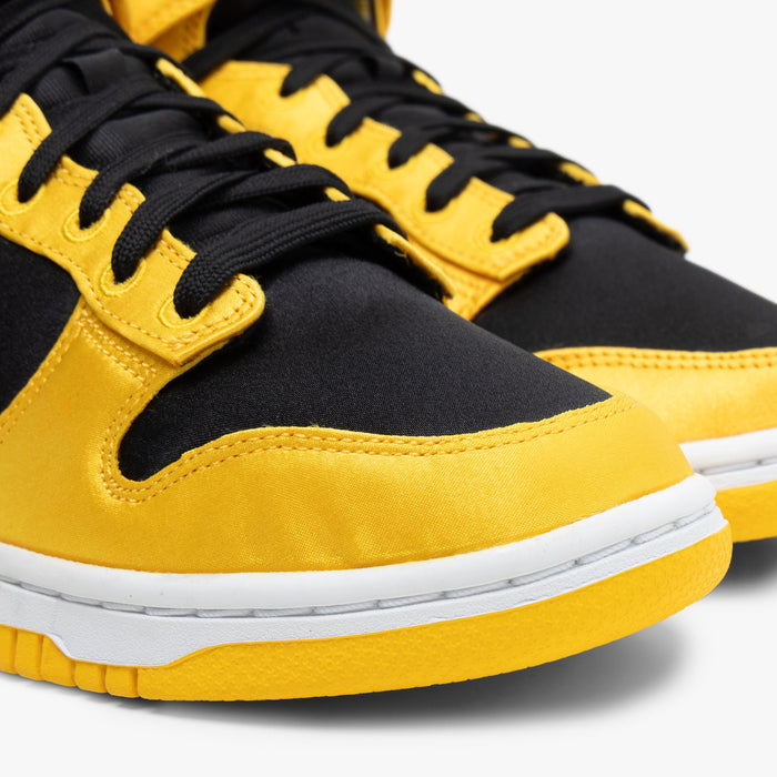 Nike Women's Dunk High Twist Black / Varsity Maize - White